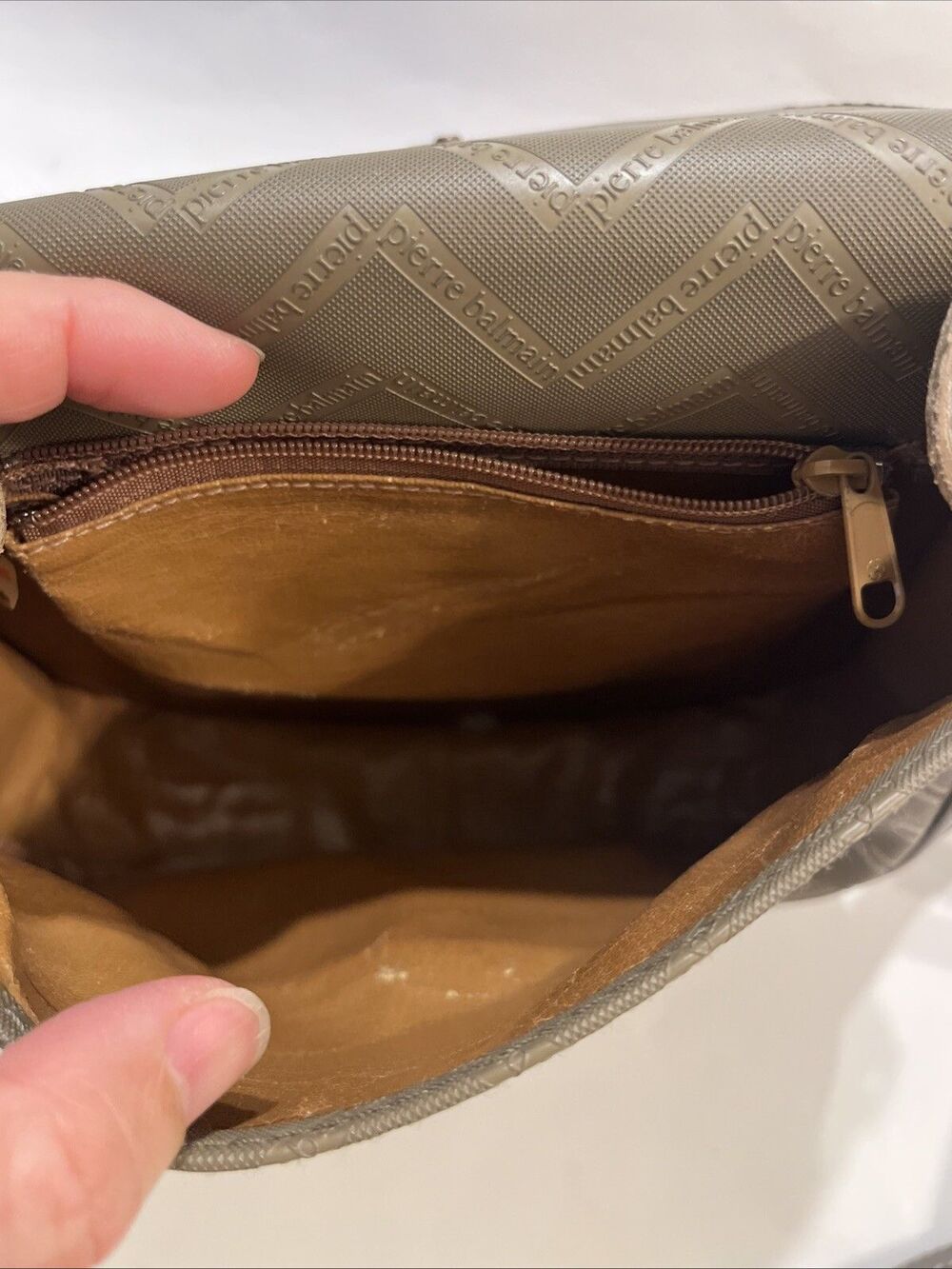 VGUC Vtg PIERRE BALMAIN Brown Monogram Zig Zag Crossbody Saddle Purse - Picture 12 of 14
